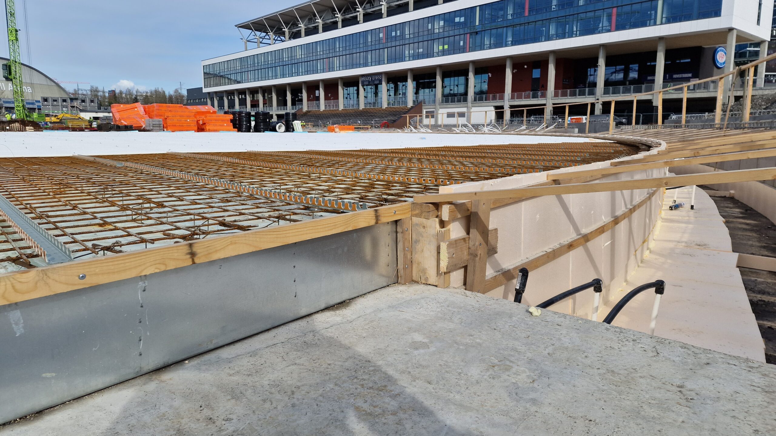 Valle Hovin Stadion – Utebane (2023)